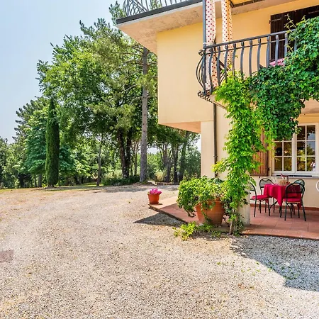 Holiday home Il Piazzone