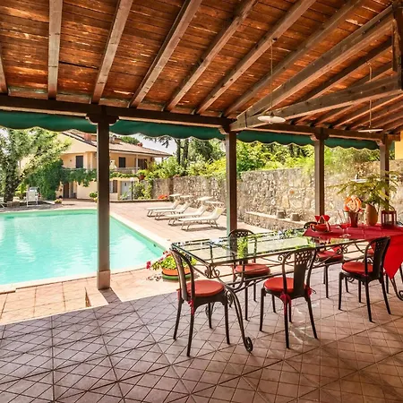 Il Piazzone Holiday home *