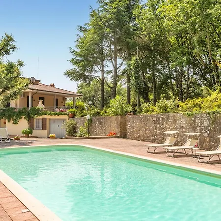 Il Piazzone Holiday home *
